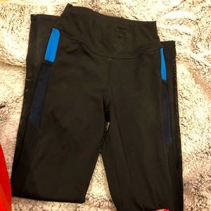 Black Leggings with Blue Pocketing